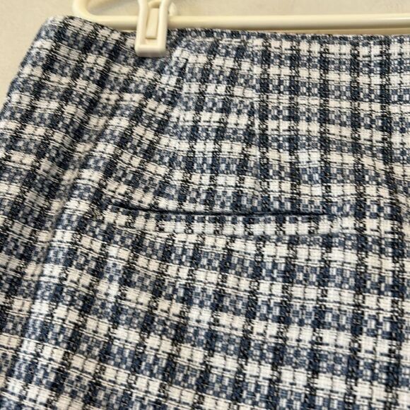Loft plaid blue white twill shorts Size 14 EUC - Picture 5 of 7